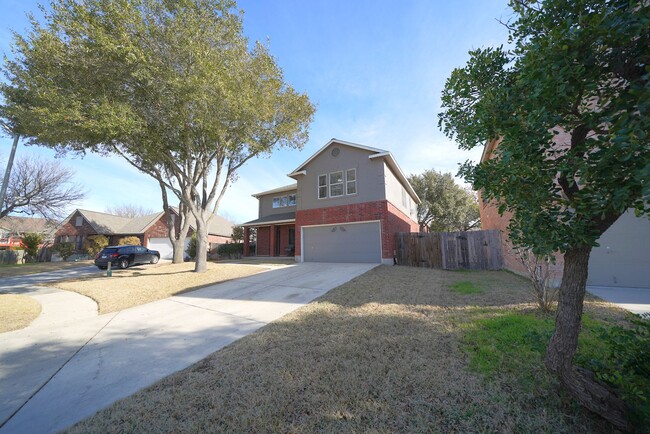 Building Photo - Gorgeous Schertz Home with an In-Ground Po...