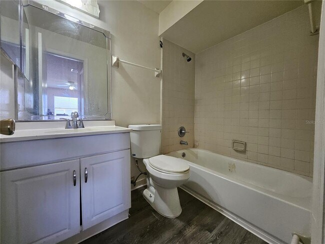 Building Photo - 4136 Pershing Pointe Pl