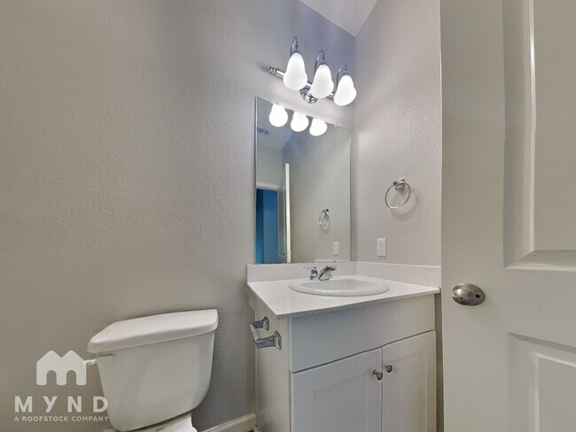 Building Photo - 1016 Lacebark Pne Ln