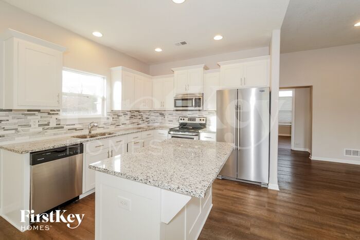 Building Photo - 16811 Onyx Terrace