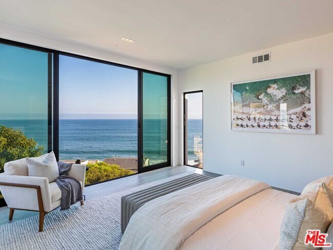 Building Photo - 25225 Malibu Rd