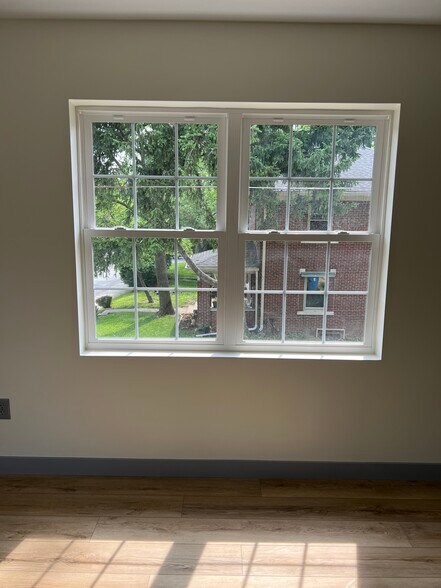Building Photo - 4841 N Kenwood Ave