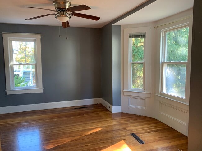 Building Photo - 64 Cedar St