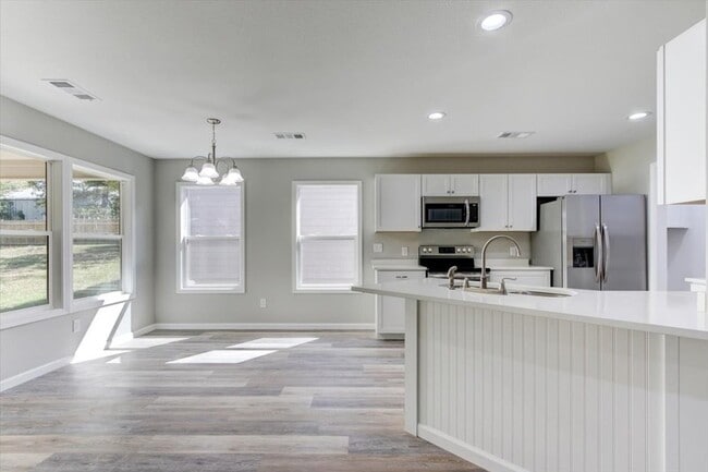 Building Photo - 205 Elysian Hills Dr
