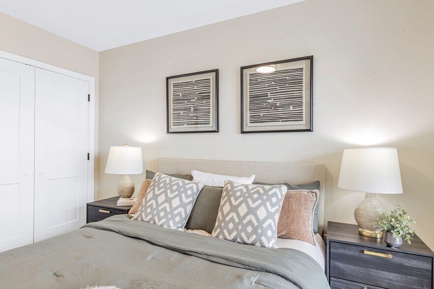 Building Photo - 356 Cummins Hwy