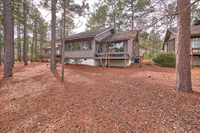 Building Photo - 240 Barton Hills Ct