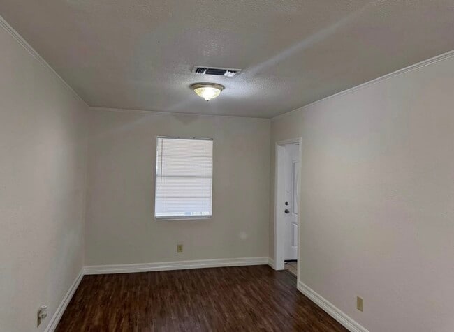 Building Photo - 3616 Ave D