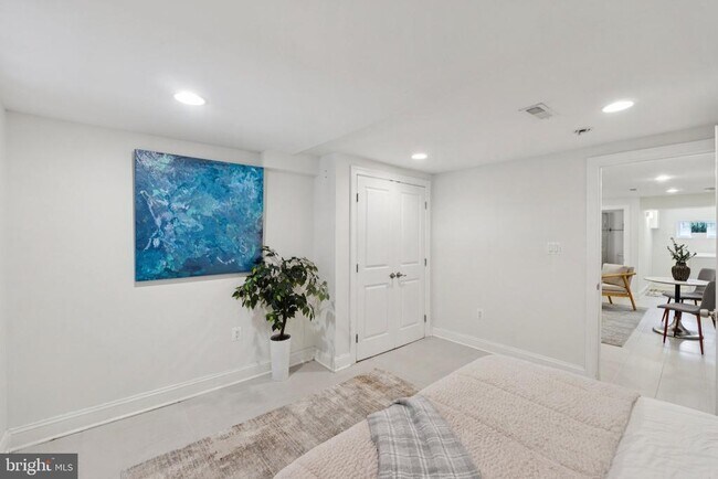 Building Photo - 5132 7th St NW