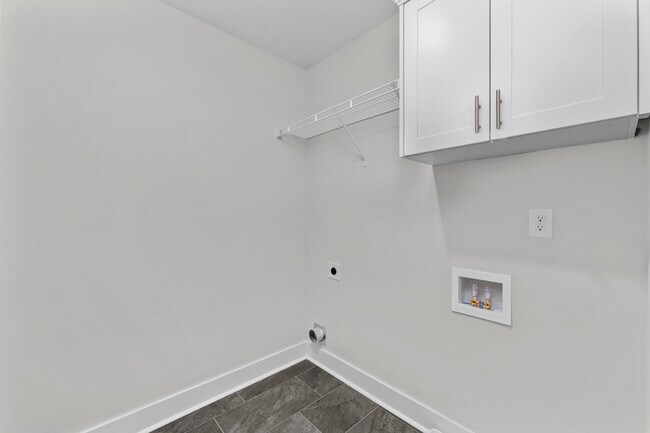 Building Photo - 5421 Texel Ln