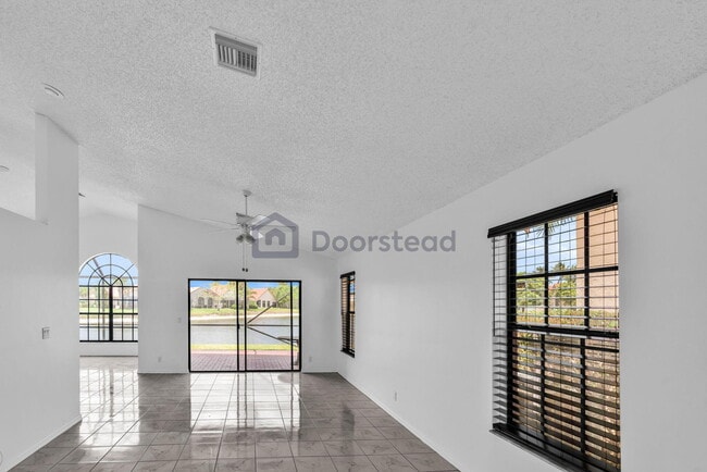 Building Photo - 12382 Pleasant Green Way