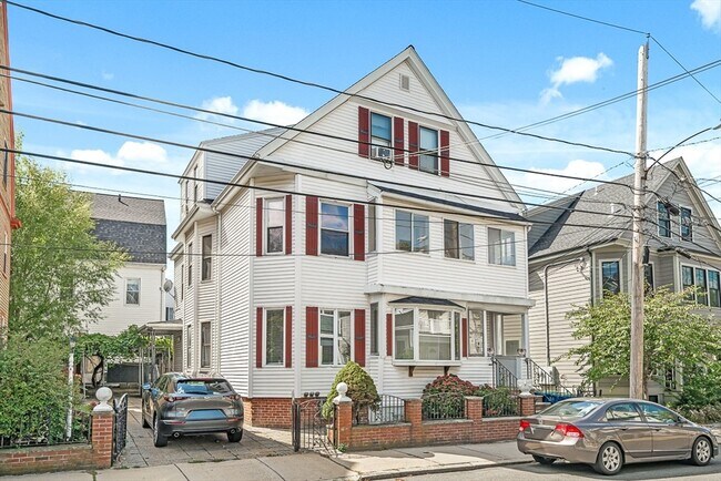 Building Photo - 36 Windsor Rd