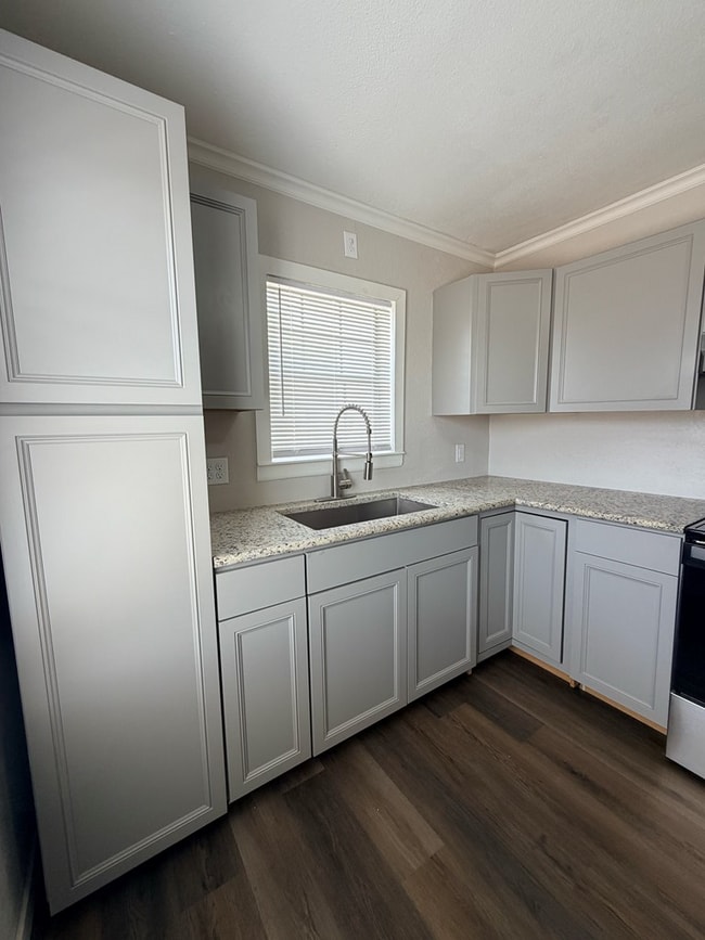 Building Photo - 1421 Lauderdale Ave