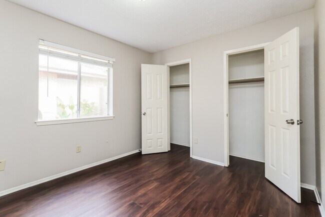 Building Photo - 4606 Lost Lake Ln