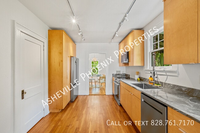 Building Photo - 21 Sylvan Ave