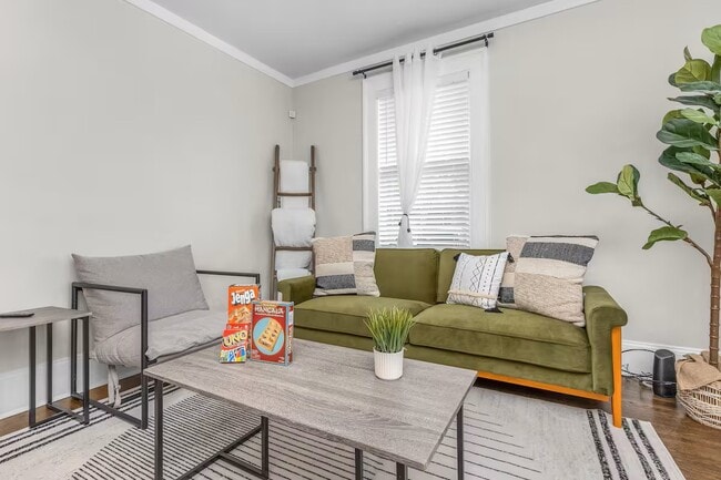 Building Photo - Contemporary Cove Duplex