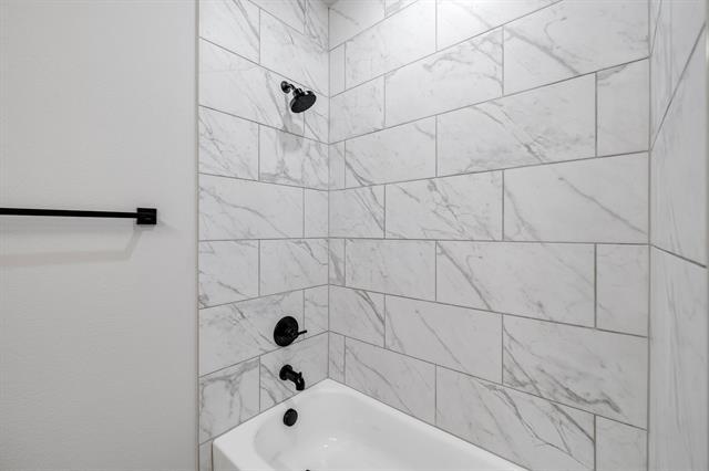 Building Photo - 3844 Clovis St