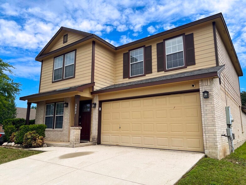 Building Photo - 3803 Ponderosa Bnd