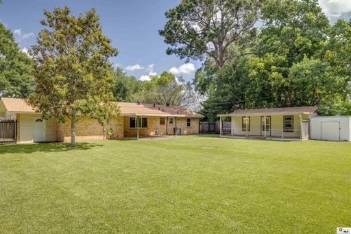 Building Photo - 206 Walton St