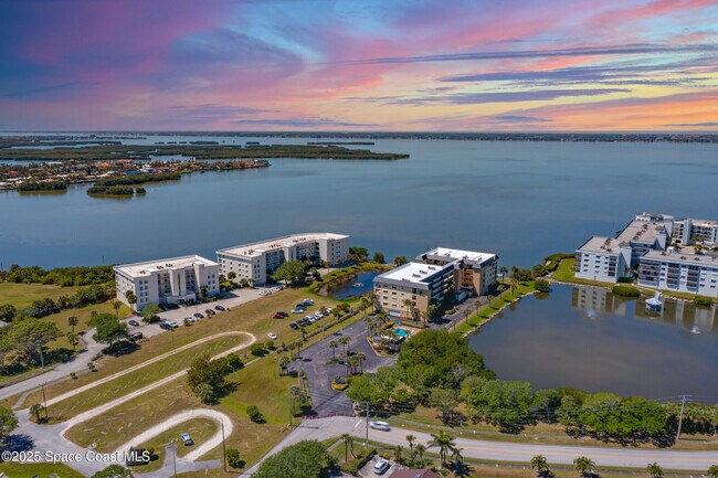 Building Photo - 190 Escambia Ln