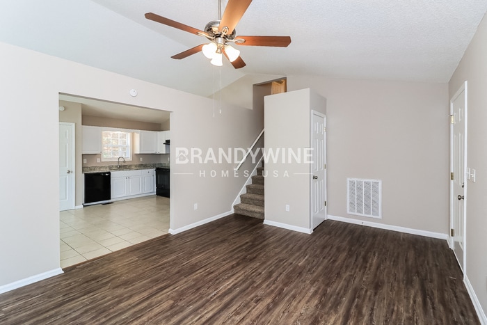 Building Photo - 216 Remington Ct