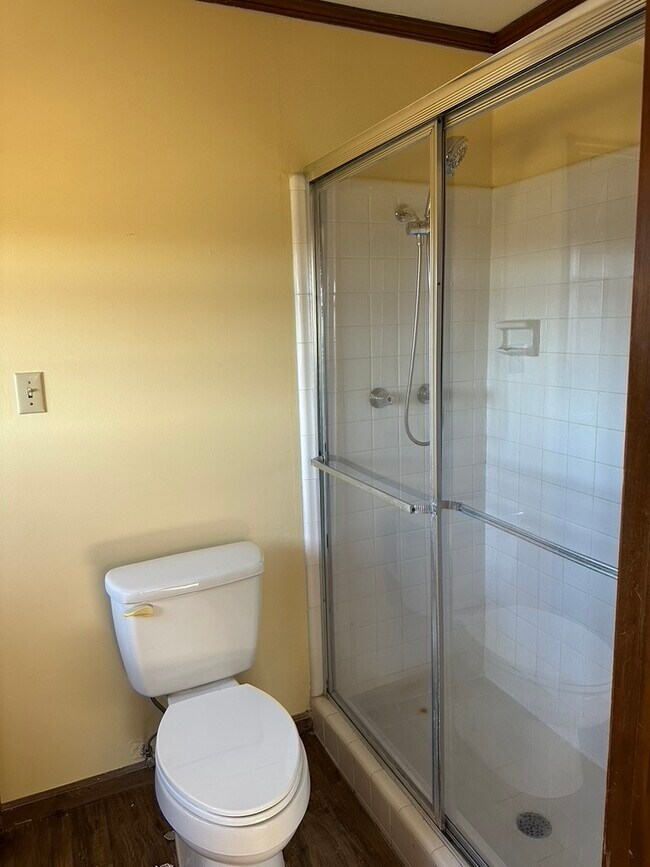 Building Photo - 5120 Candies Creek Ridge Rd