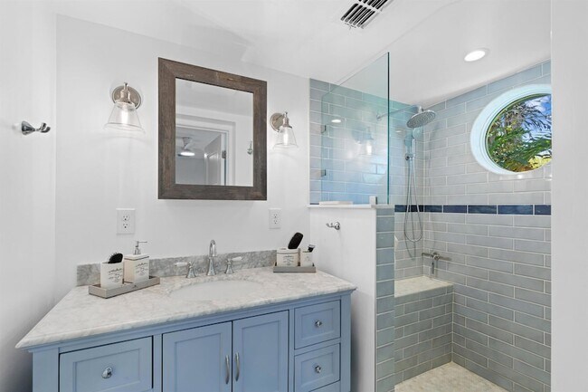 Building Photo - 430 N Ocean Breeze