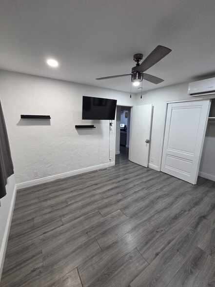 Building Photo - 2019-2023 NE 15th Ave