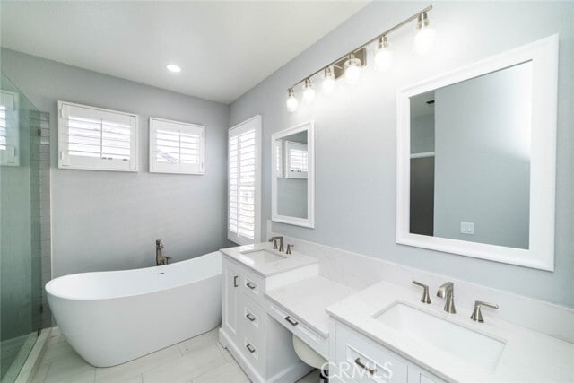 Building Photo - 17 Nopalitos Way