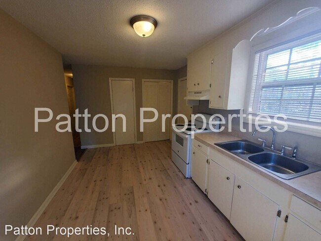 Building Photo - 3 br, 1.5 bath House - 413 Hickory Ridge D...