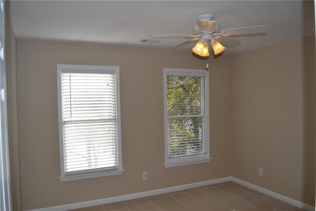 Building Photo - 3619 Wyntering Trail