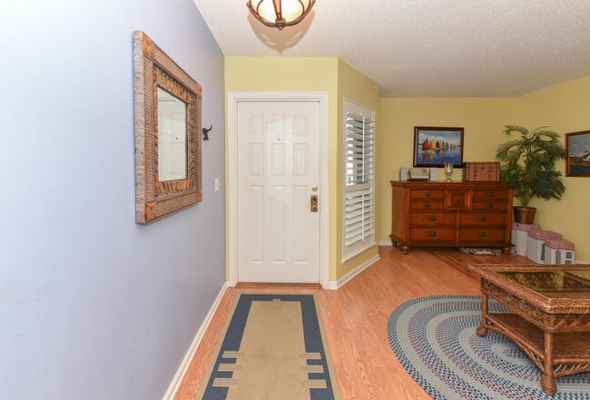 Building Photo - 209 Ocean Dunes Cir