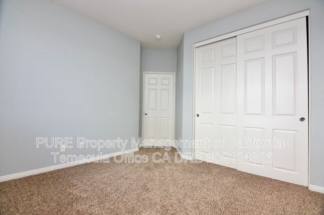 Building Photo - 35808 Chalet Ct