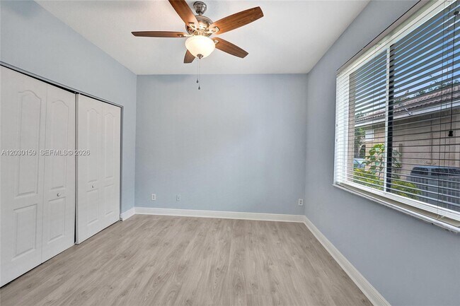 Building Photo - 6334 SW 192nd Ave