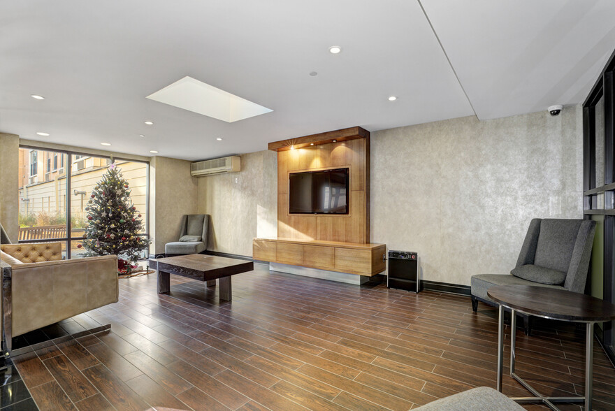 Lobby waiting area - 149 Essex St