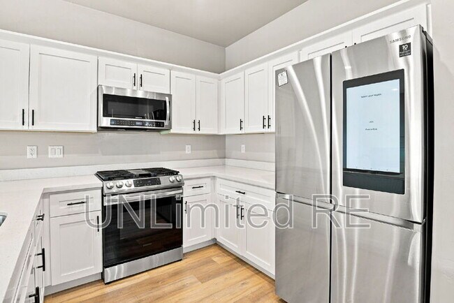 Building Photo - 12249 Curtis Ct