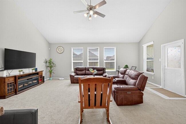 Building Photo - 21319 Tropisea Dr