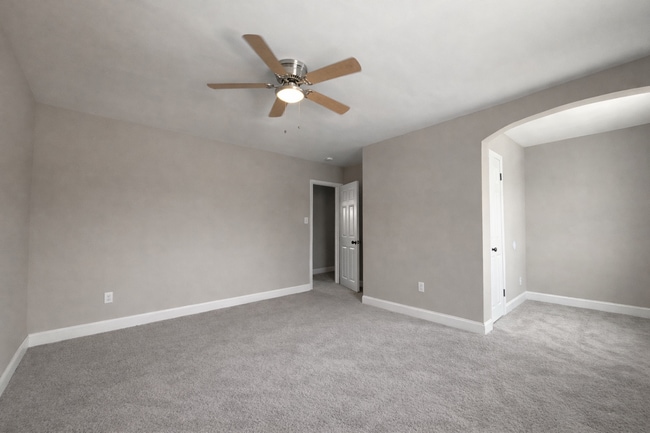 Building Photo - 2917 Cornwall Rd