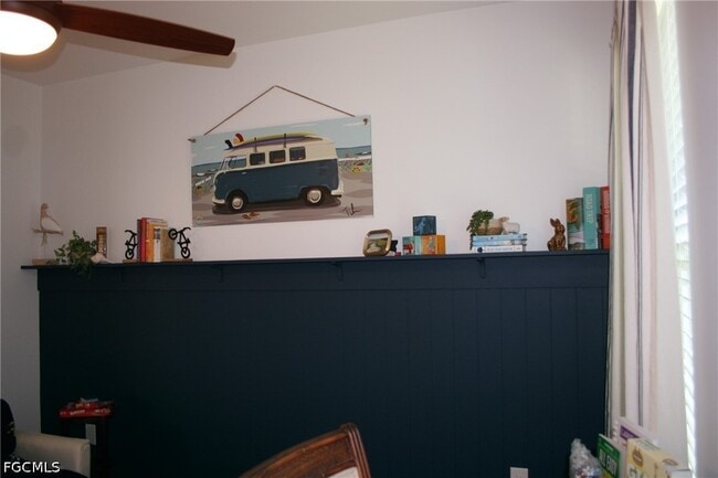 Building Photo - 20056 Sweetbay Dr