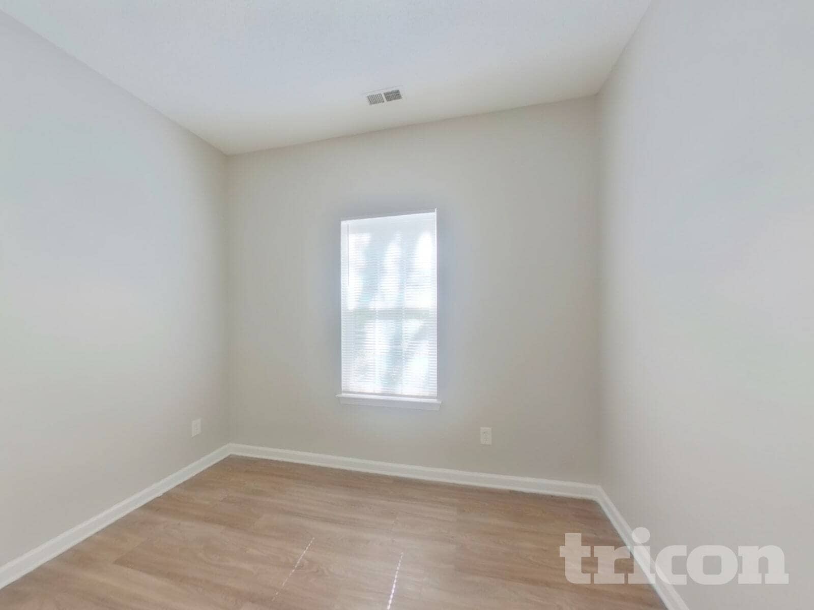 Building Photo - 1526 Jeffrey Bryan Dr