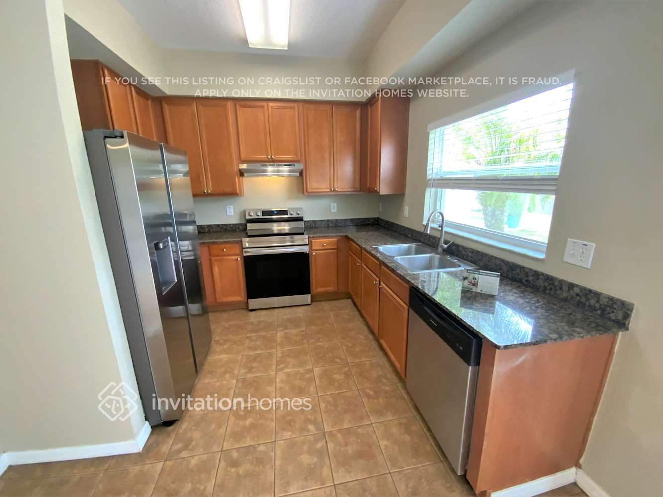 Building Photo - 2235 Roanoke Springs Dr