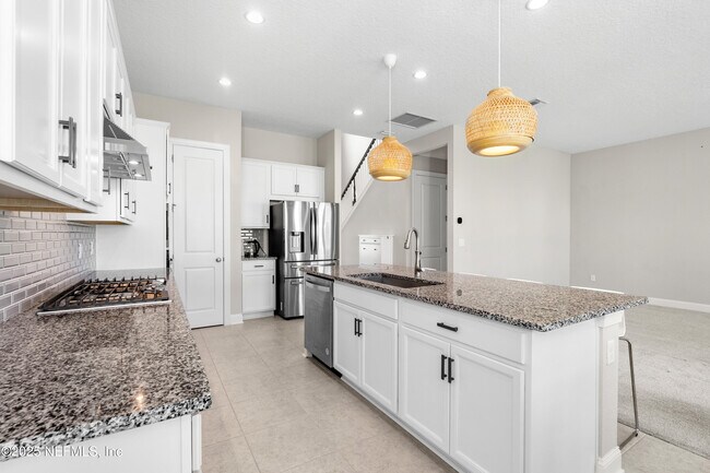 Building Photo - 131 Vly Fls Wy