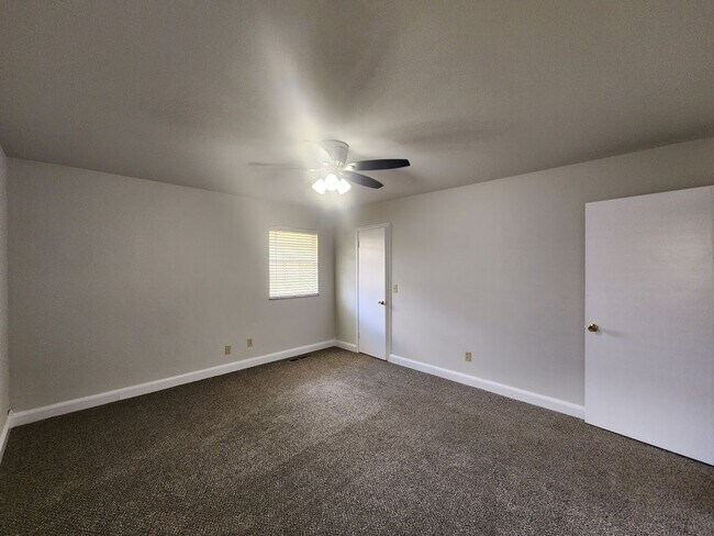 Building Photo - 2224 NW 49th St