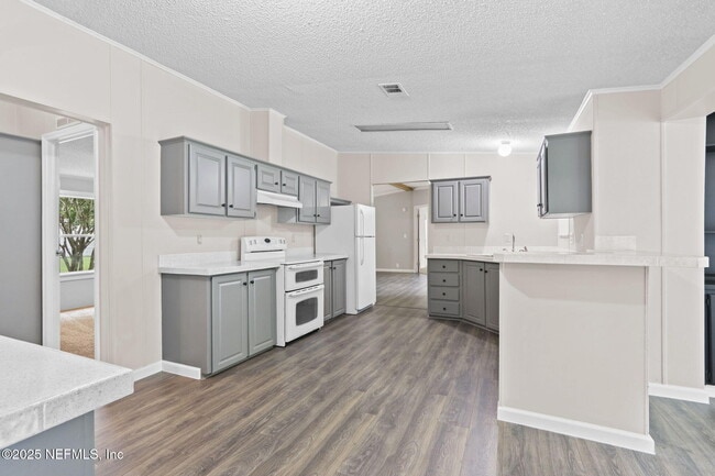 Building Photo - 5270 Otter Lane
