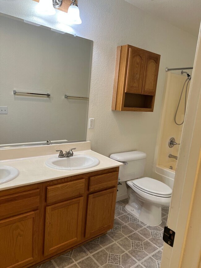 Building Photo - 4501 Waitsfield Cir