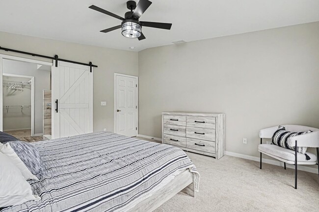 Building Photo - 4023 N Bayou Ln