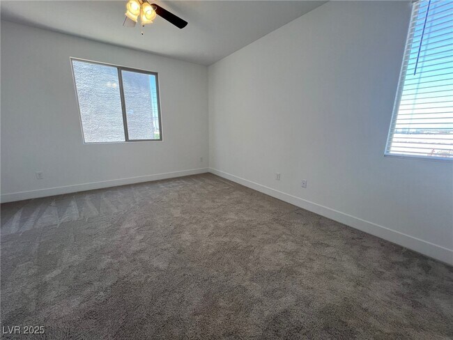 Building Photo - 7550 Quail Rock Ave