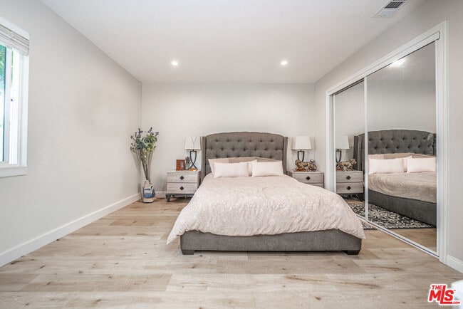 Building Photo - 29846 Grandifloras Rd