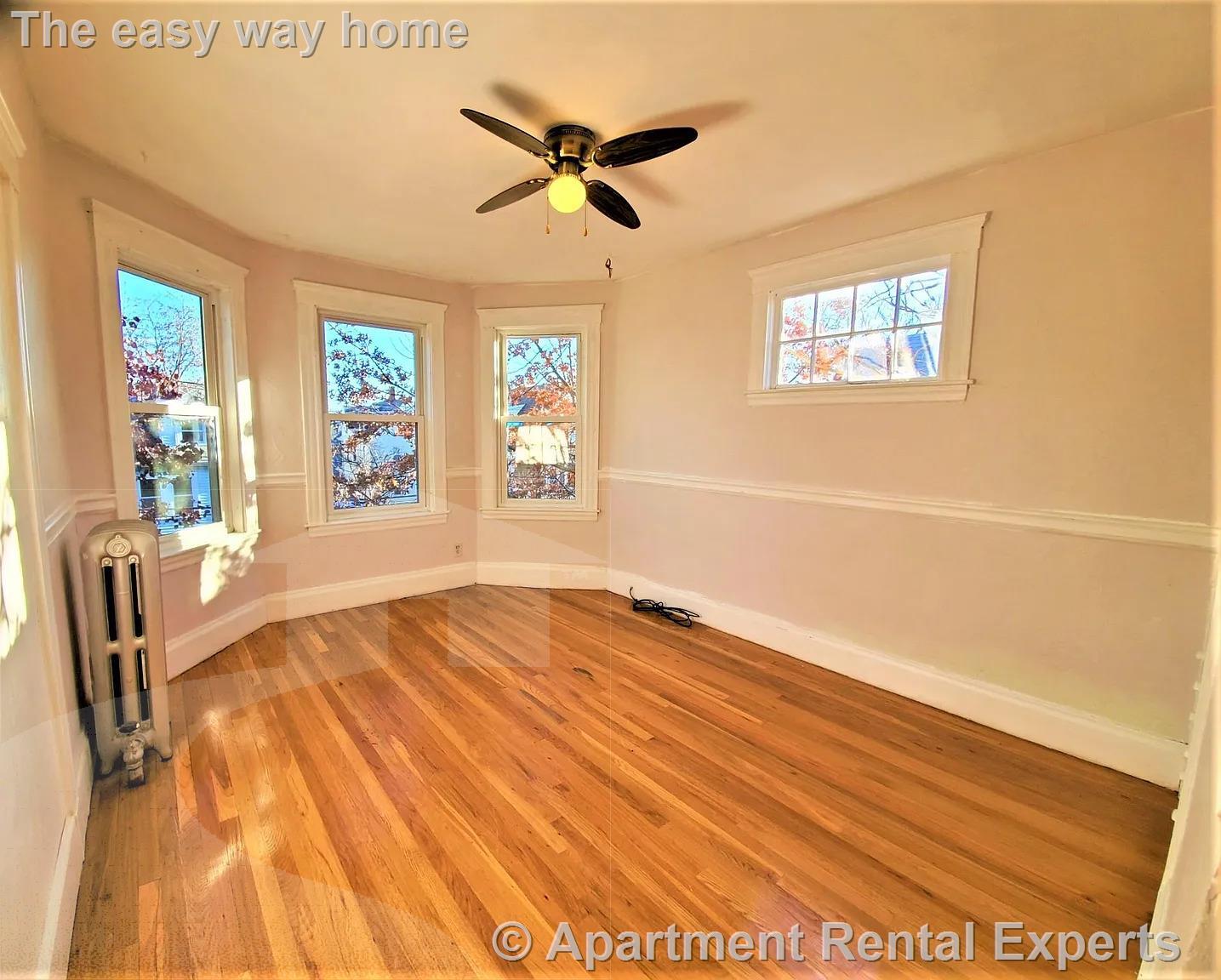 Building Photo - 39 Waterhouse St