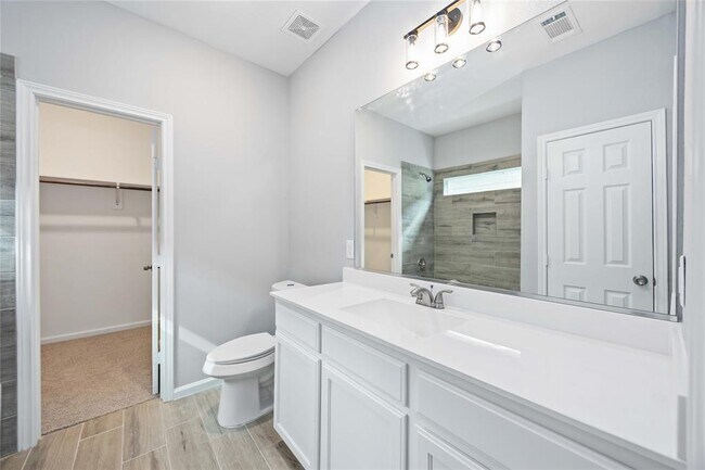 Building Photo - 4507 White Rock St