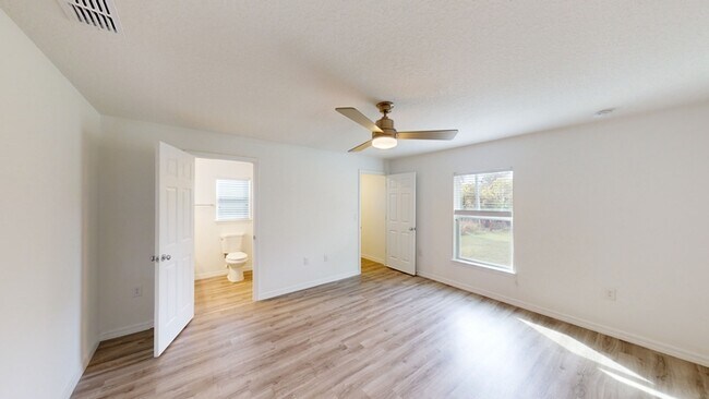 Building Photo - ***Cute 3/2 Home in Palm Coast***